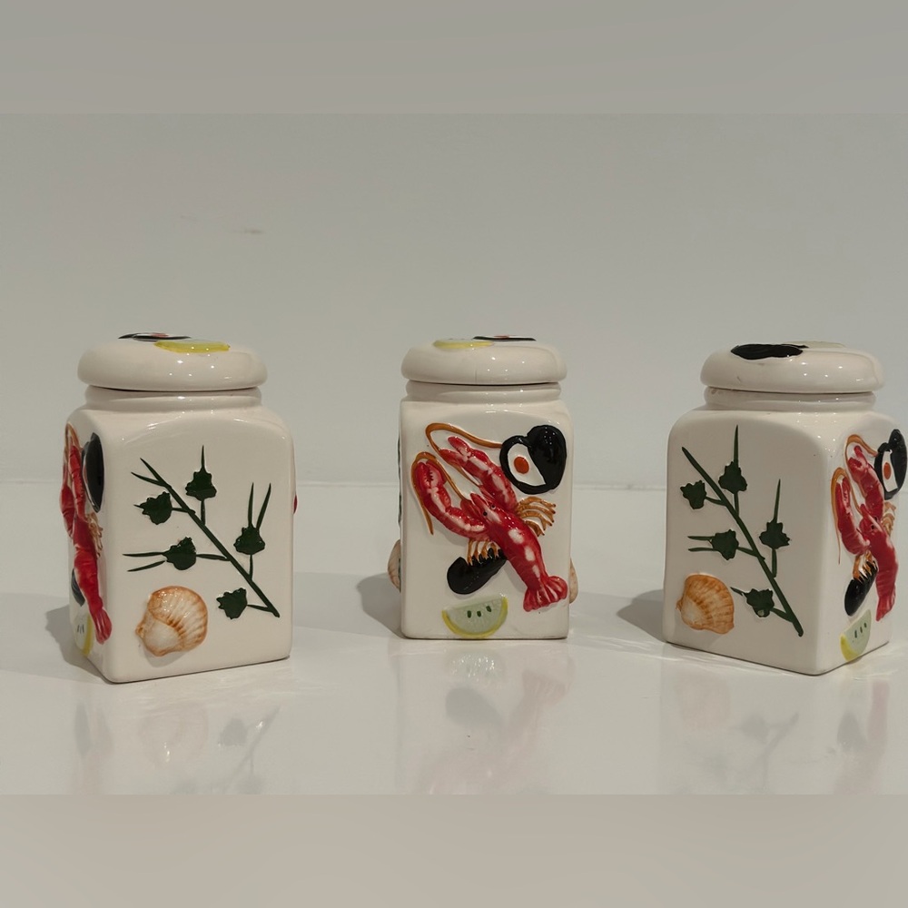Vintage White Embossed 3D
Lobster/ Crawfish Seafood Cannisters. lot of 3